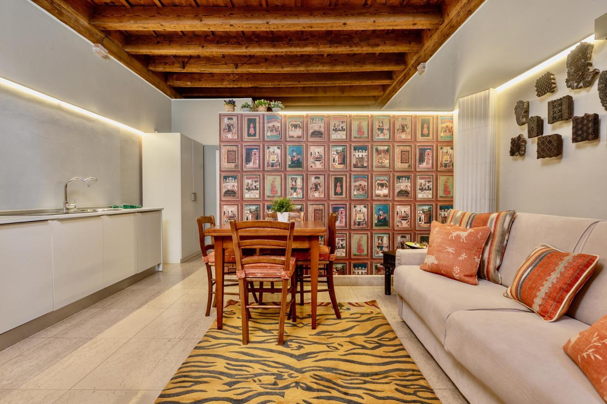 Palazzo Cavalli Pasquini - Verona — Photos 3
